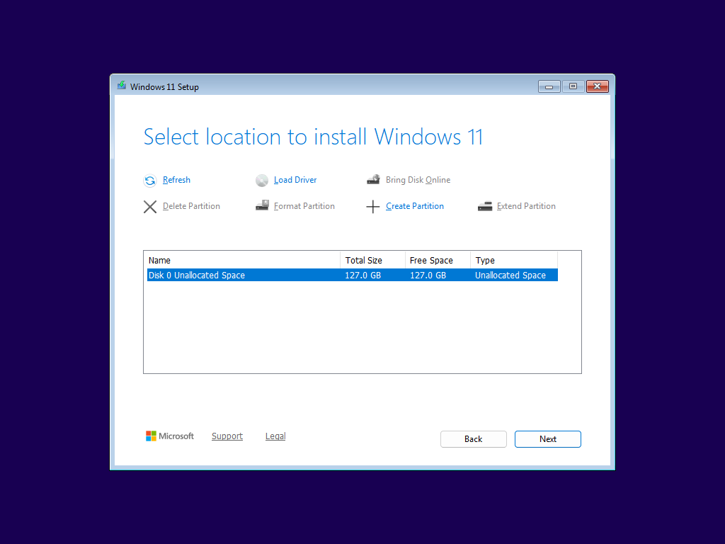 Windows Setup presents a list of detected partitions. There are no partitions shown; instead, only "Drive 0 Unallocated Space" is shown and selected.
